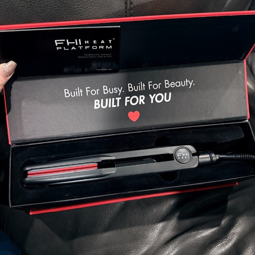 NEW FHI Heat Platform Signature 1.25” Tourmaline Ceramic Pro Styler Flat Iron